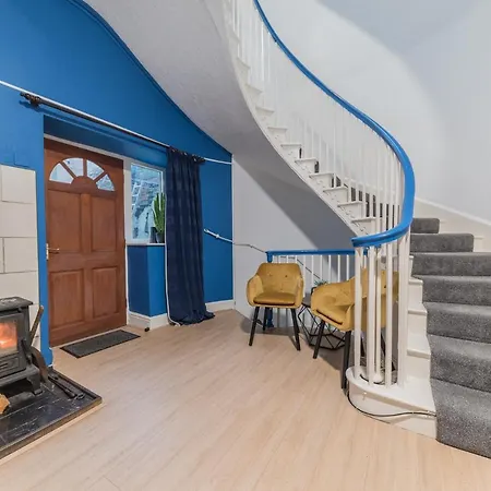Comfortable Lovely Twin In A Quiet Location Nocleg ze śniadaniem 3*