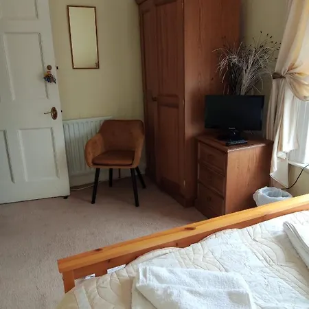 Comfortable Lovely Twin In A Quiet Location Bed & Breakfast *