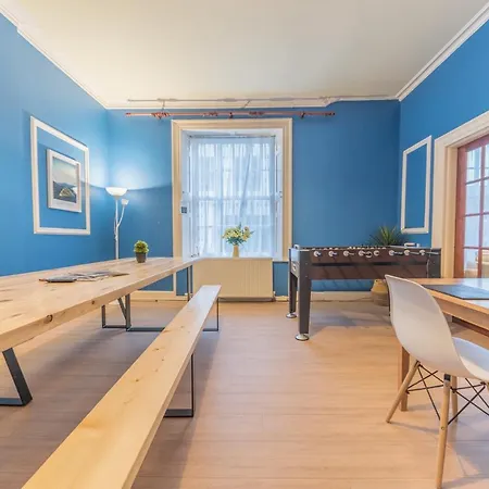 住宿加早餐酒店 Comfortable Lovely Twin In A Quiet Location 3*